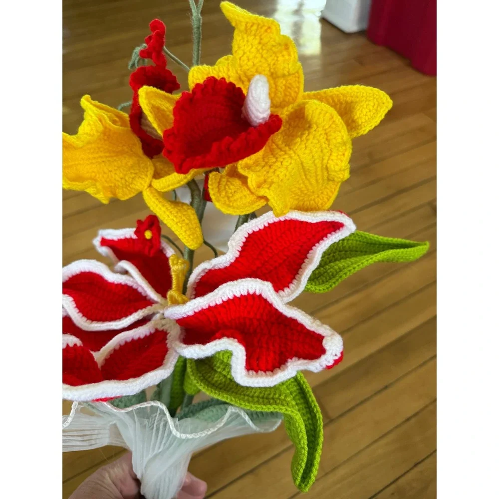 NWT Polmula handmade crochet bouquet red and yellow flowers wedding decor unique